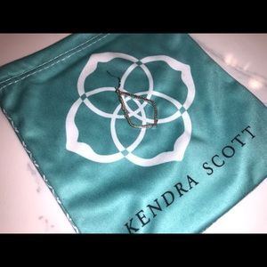 SINGULAR KENDRA SCOTT mini silver outline earring